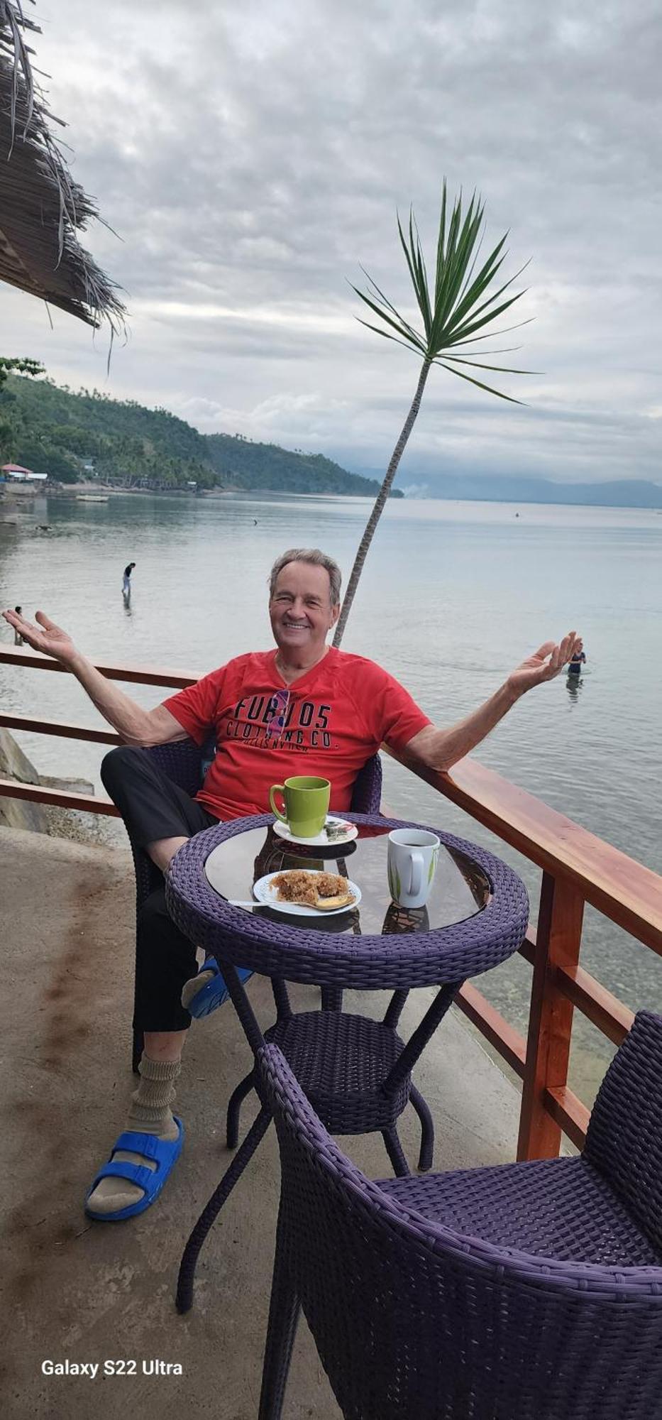 Chue&Larry'S Beachside Homestay Libagon Exterior photo